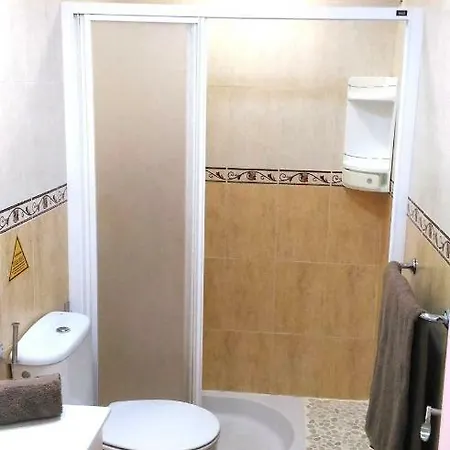 Aircon Pool View Nr Yumbo شقة بلايا ديل إنغلز